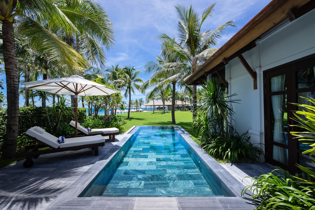 Private Skyline Infinity Pool Package